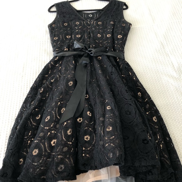Betsy & Adams black lace dress - Picture 4 of 8